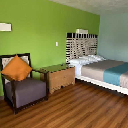 Country Yard Inn And Suites Sikeston Ngoại thất bức ảnh