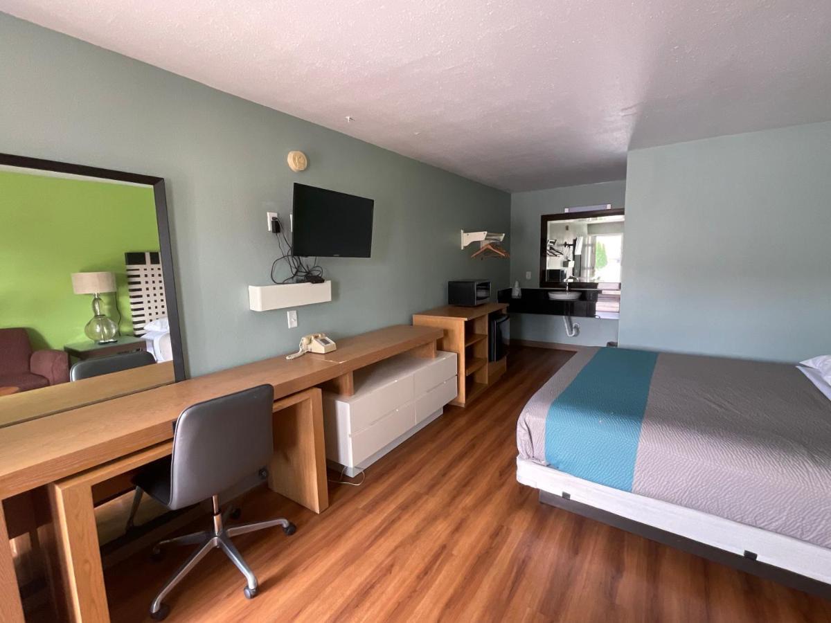 Country Yard Inn And Suites Sikeston Ngoại thất bức ảnh