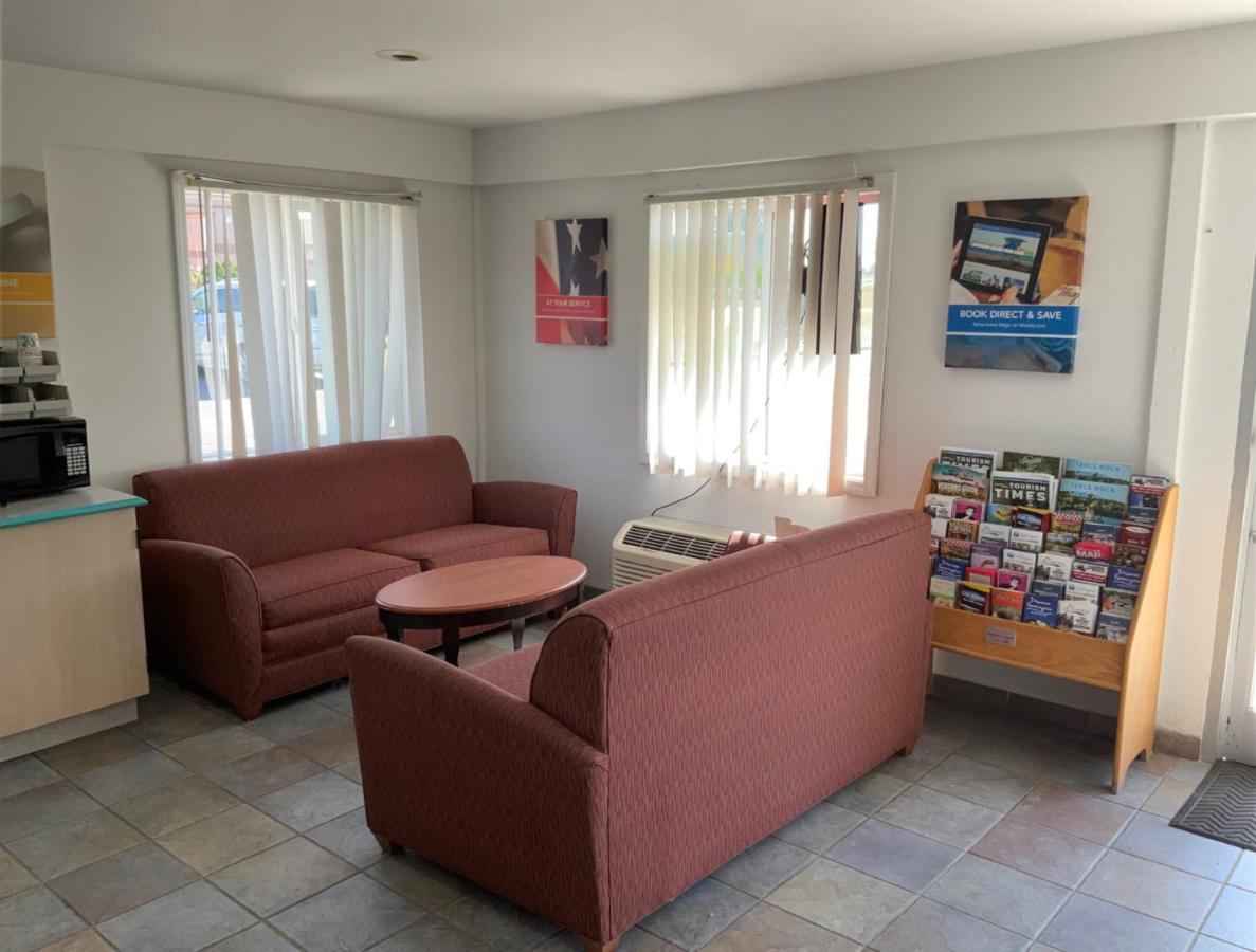 Country Yard Inn And Suites Sikeston Ngoại thất bức ảnh