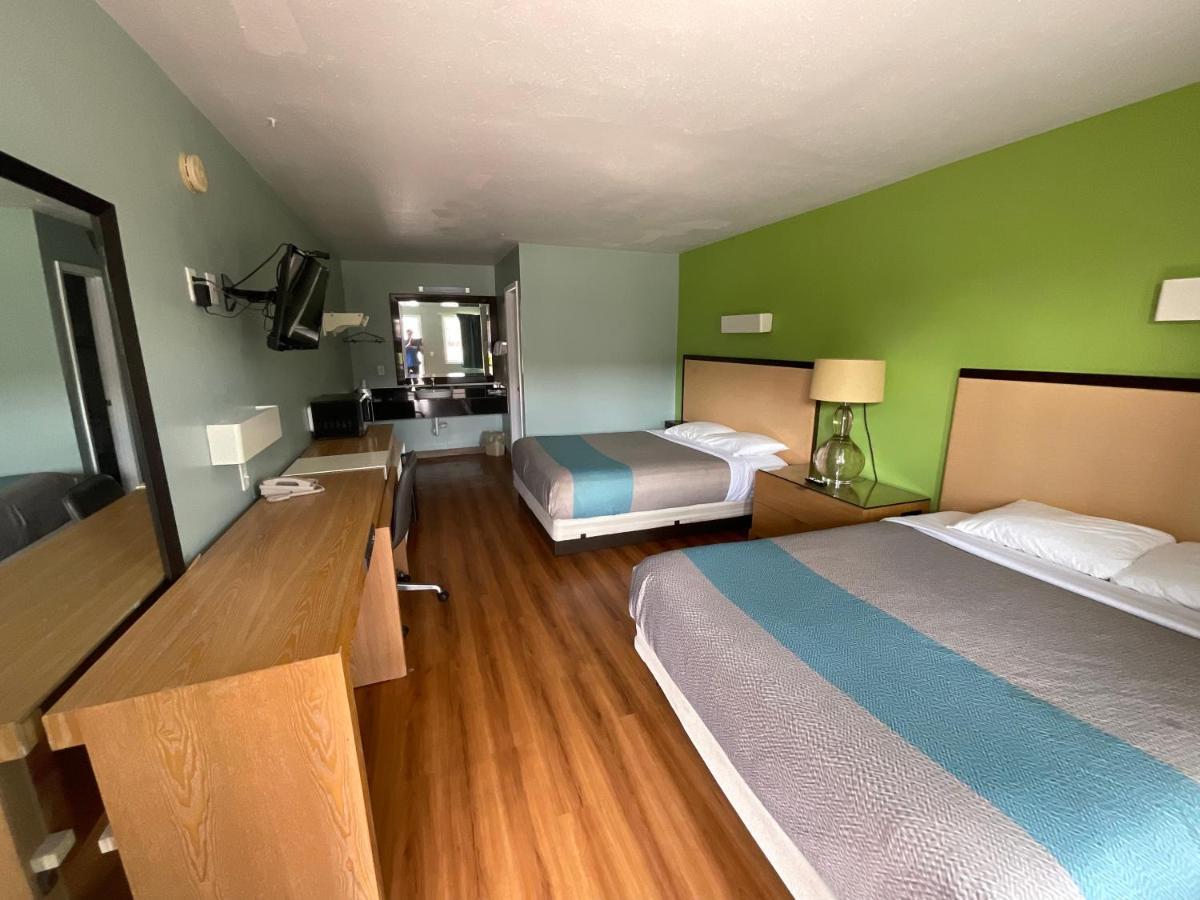 Country Yard Inn And Suites Sikeston Ngoại thất bức ảnh