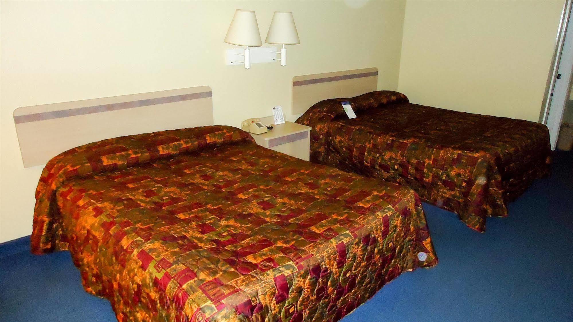 Country Yard Inn And Suites Sikeston Ngoại thất bức ảnh