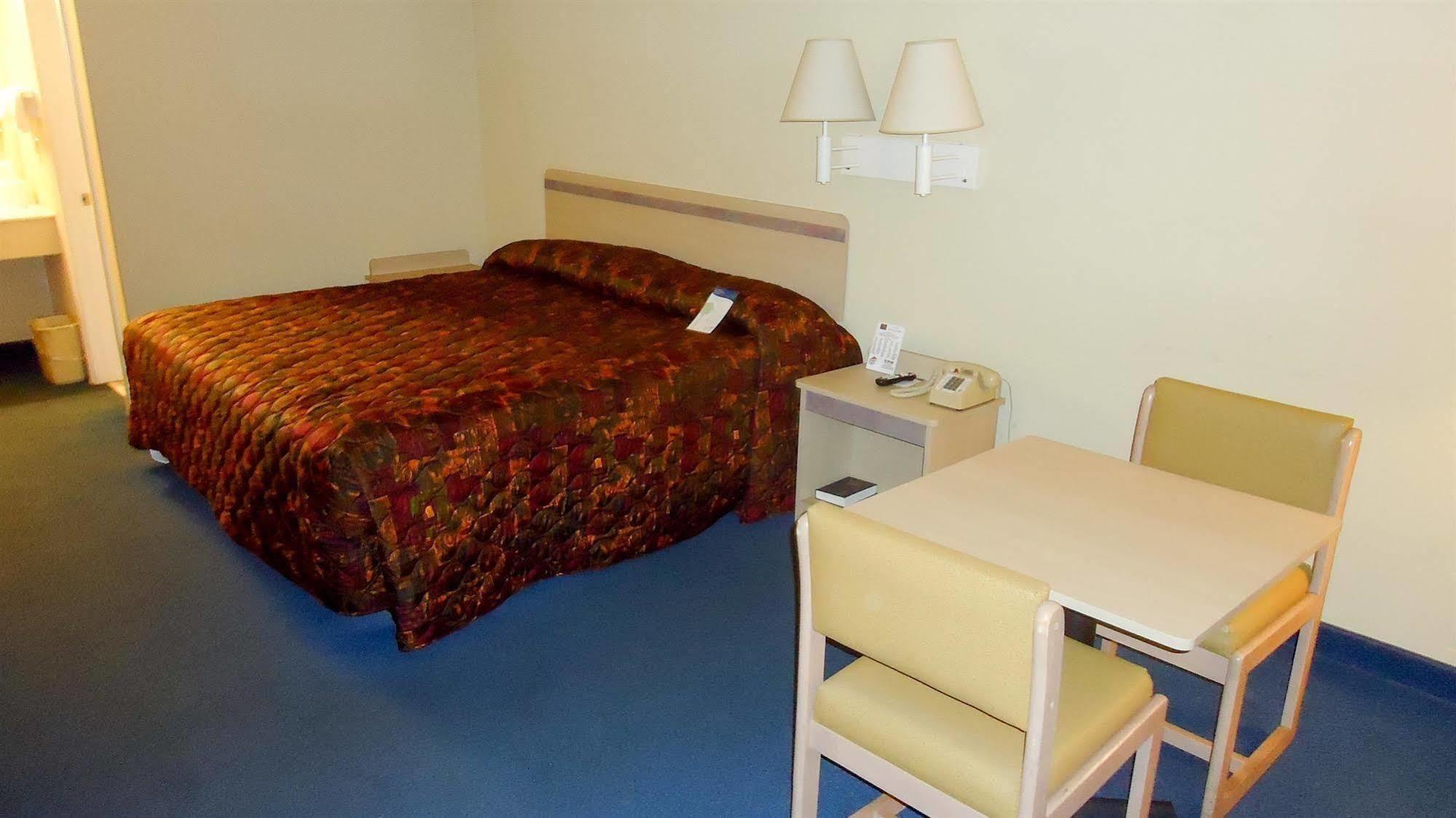 Country Yard Inn And Suites Sikeston Ngoại thất bức ảnh