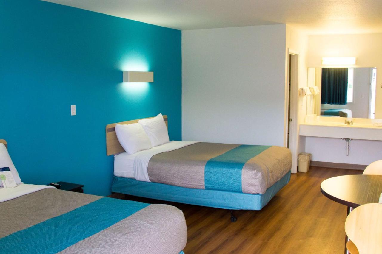 Country Yard Inn And Suites Sikeston Ngoại thất bức ảnh